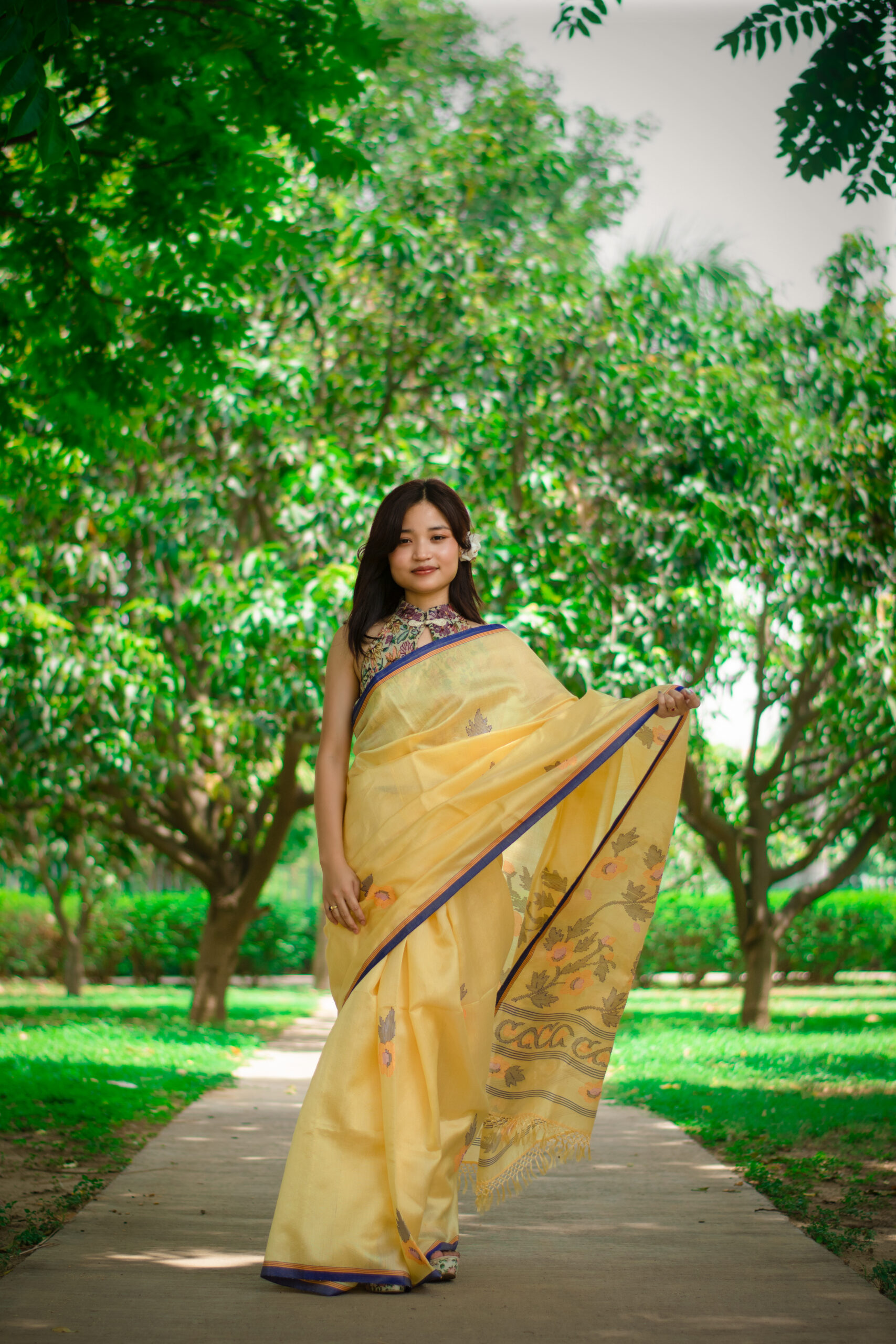 Sand Gold Pure Mulberry Saree with Deep blue Border - Image 2