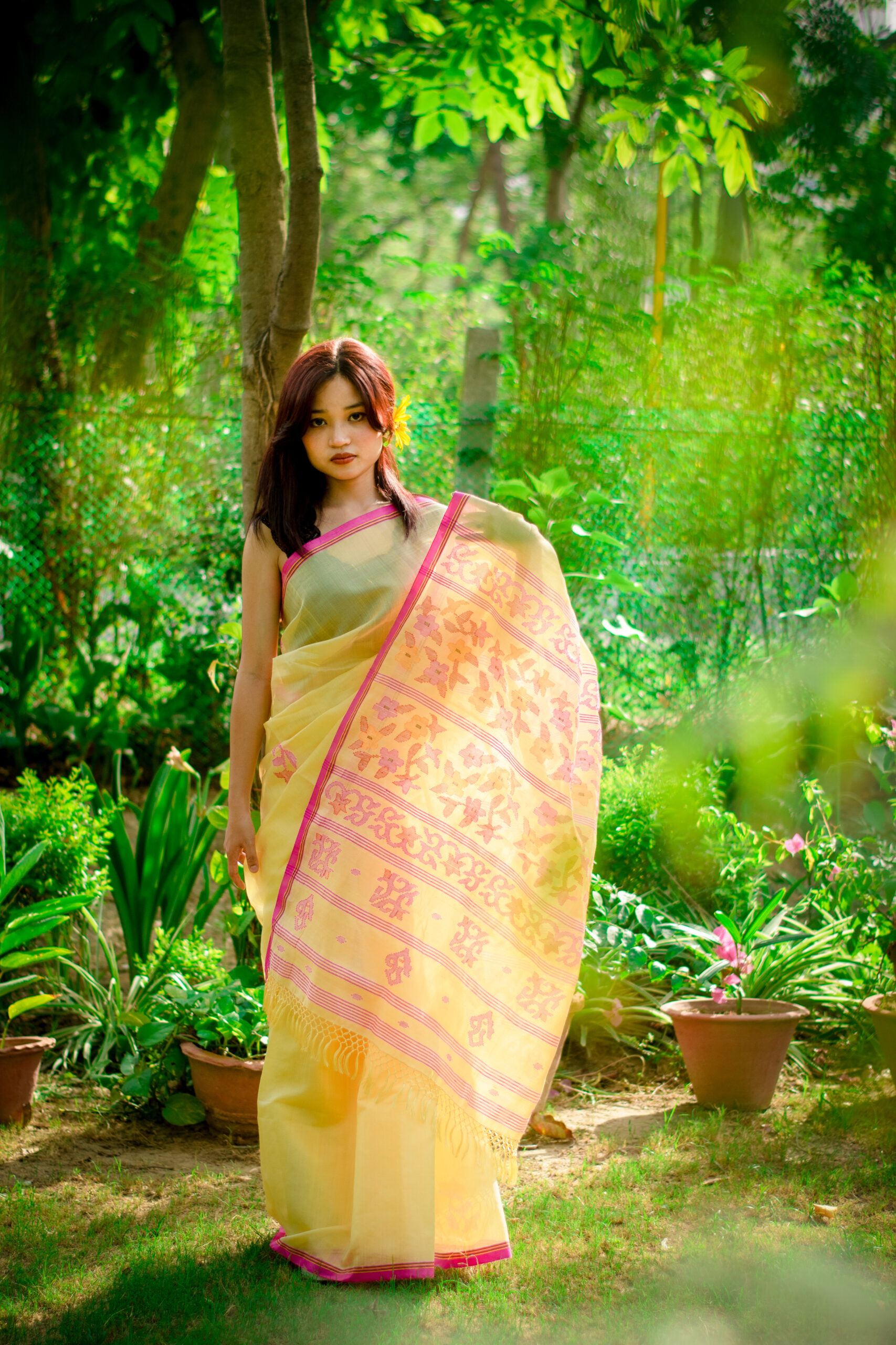 Elegant Sand Gold Pure Mulberry Silk Saree – Pink Border Edition - Image 3