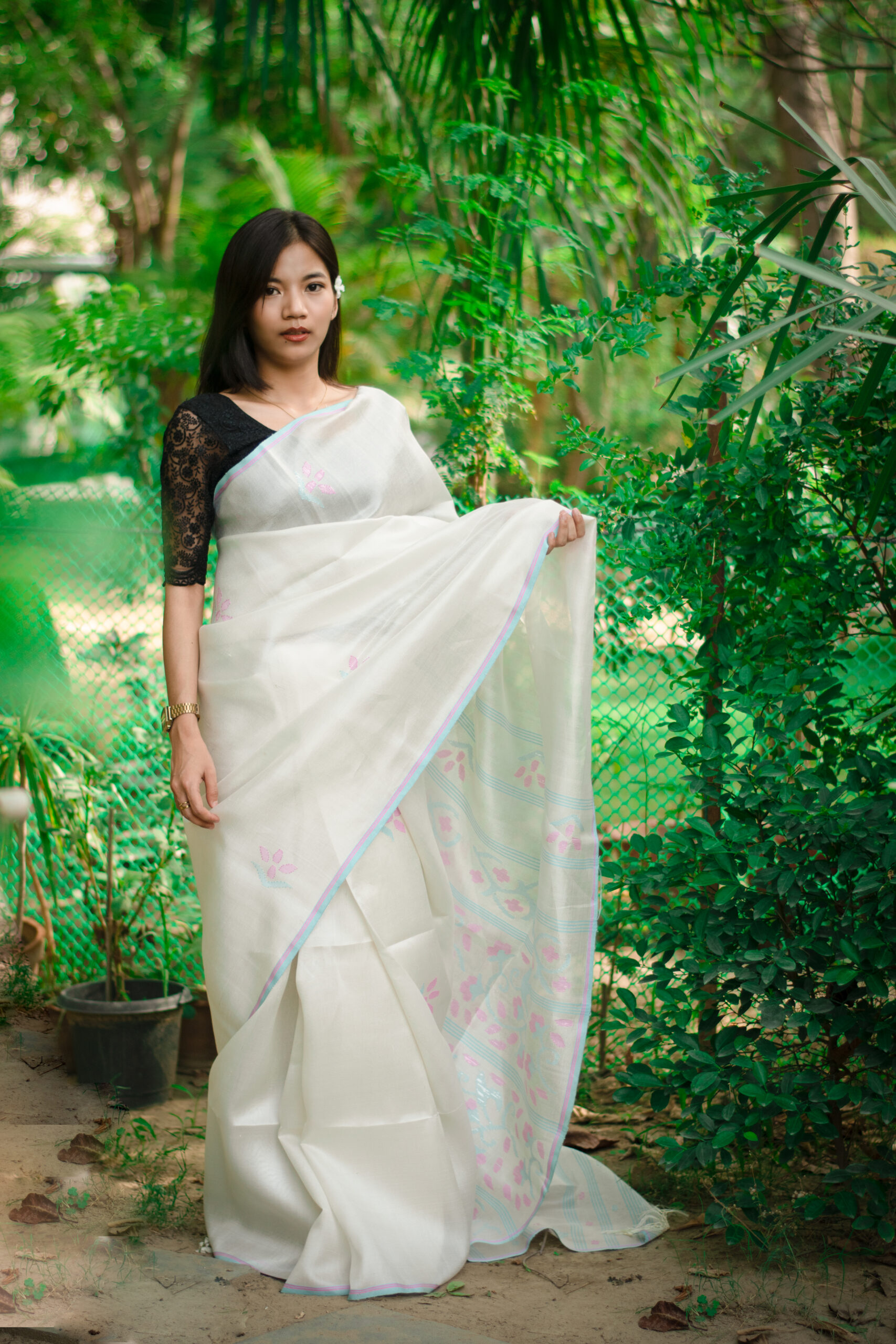 Cream colour Pure Mulberry Silk Saree with Icy Aqua Blue Border & Pink Stripes - Image 3