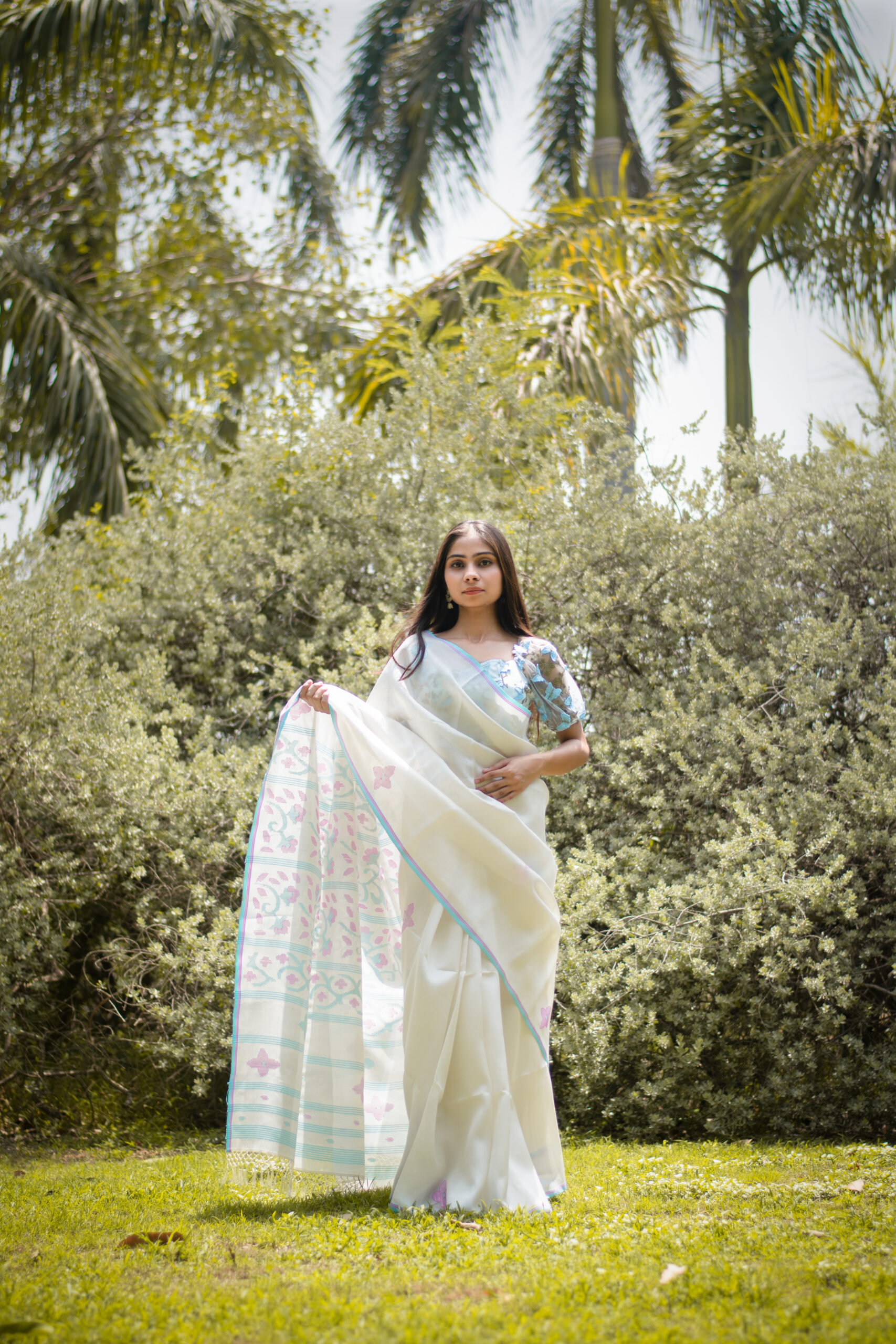 Ivory Cream Pure Mulberry Silk Saree with Icy Aqua Blue Border & Pink Stripes - Image 3
