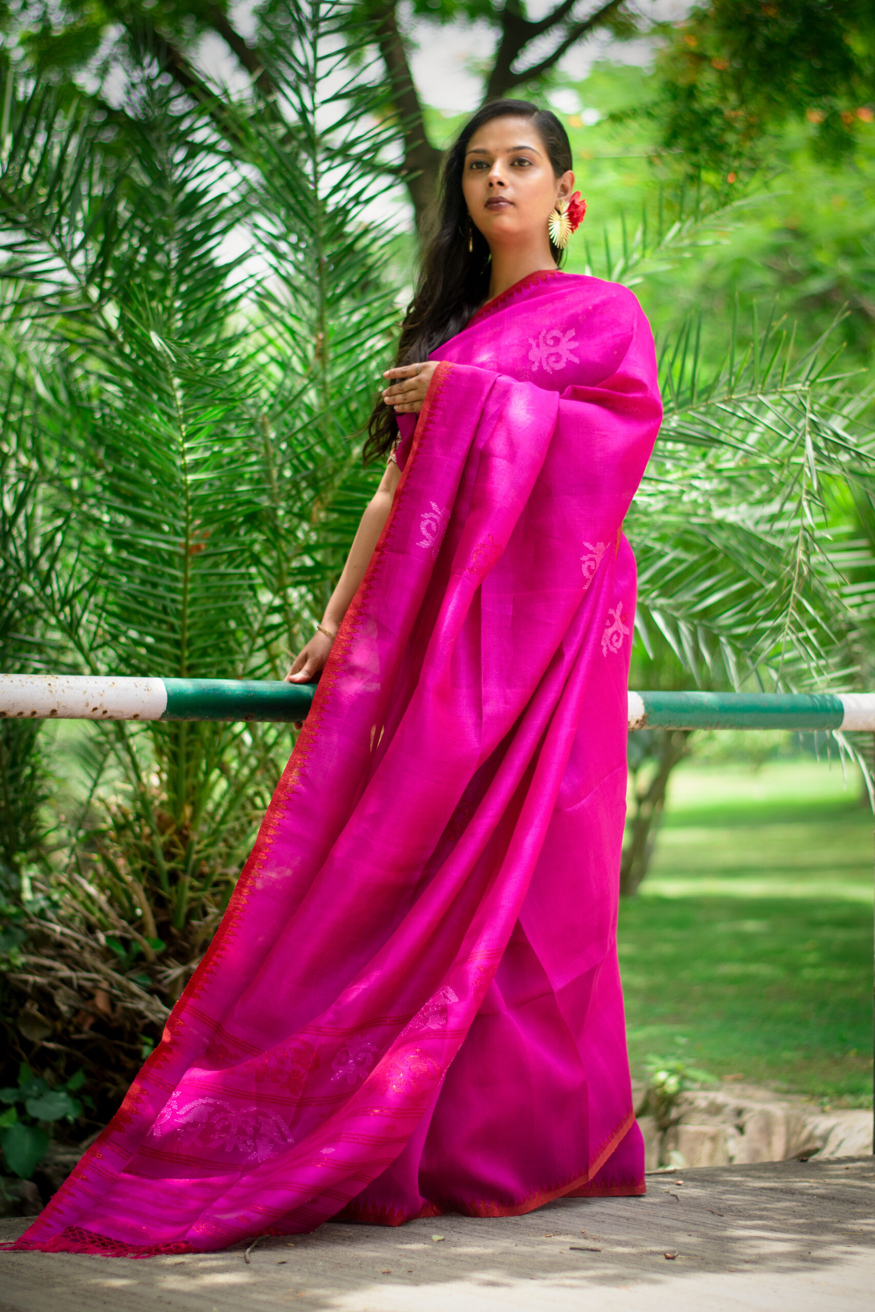 Blush Pink Pure Mulberry Silk Saree with Deep Red Zari Border - Image 4