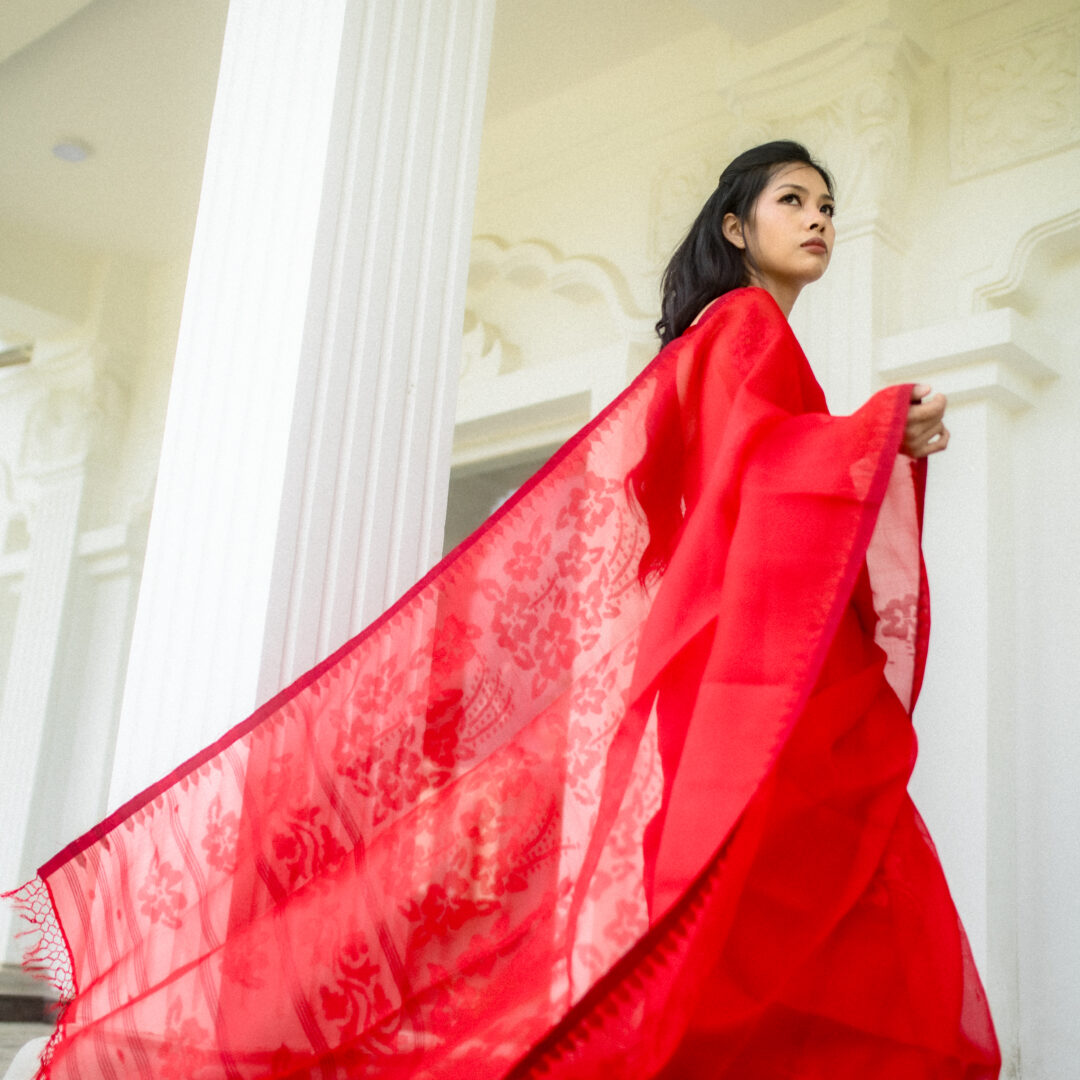 Crimson Bloom – GI-Tagged Moirangphee Floral Saree