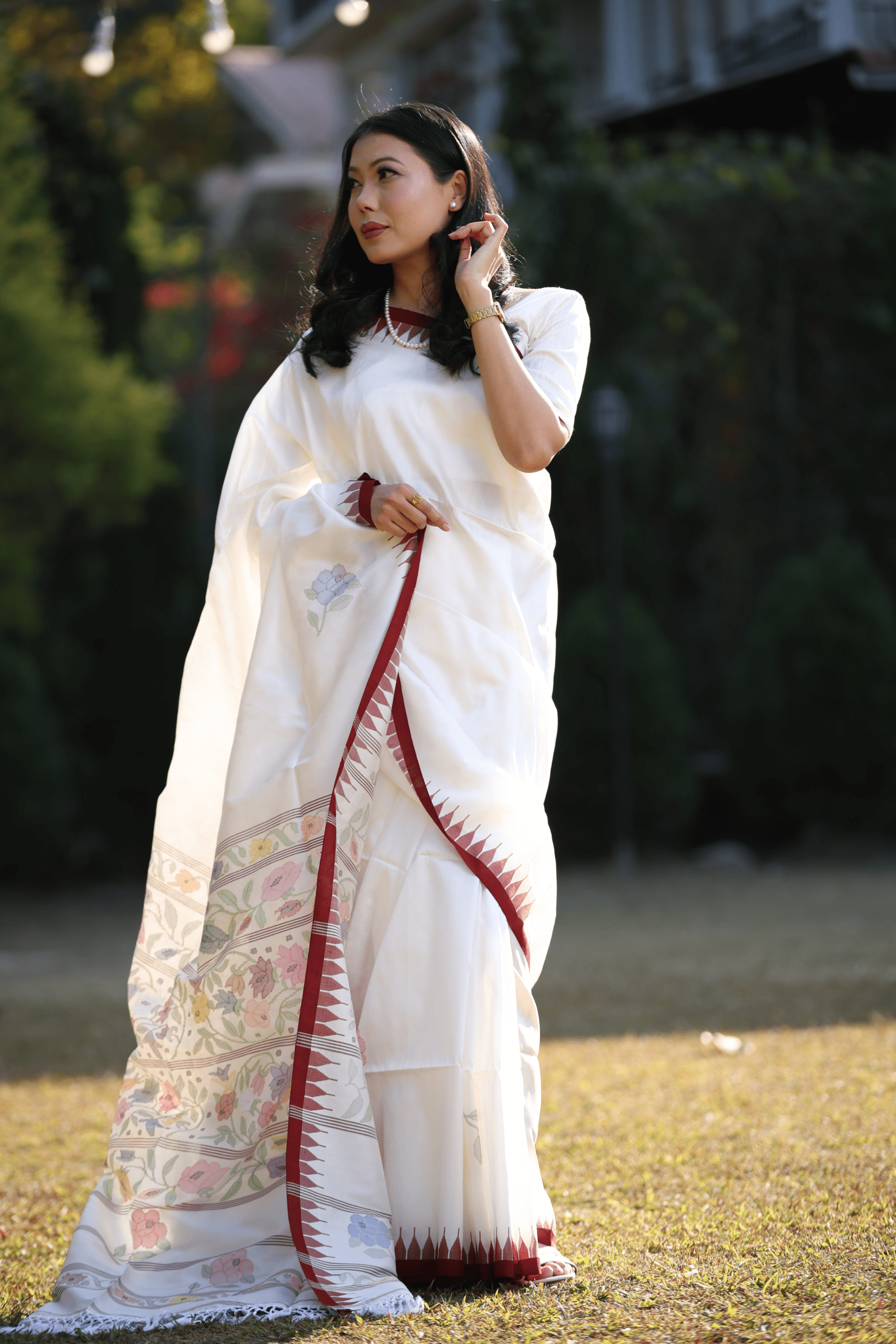 White Mulberry Silk Saree with Regal Dark Red Moirangphee Border - Image 3