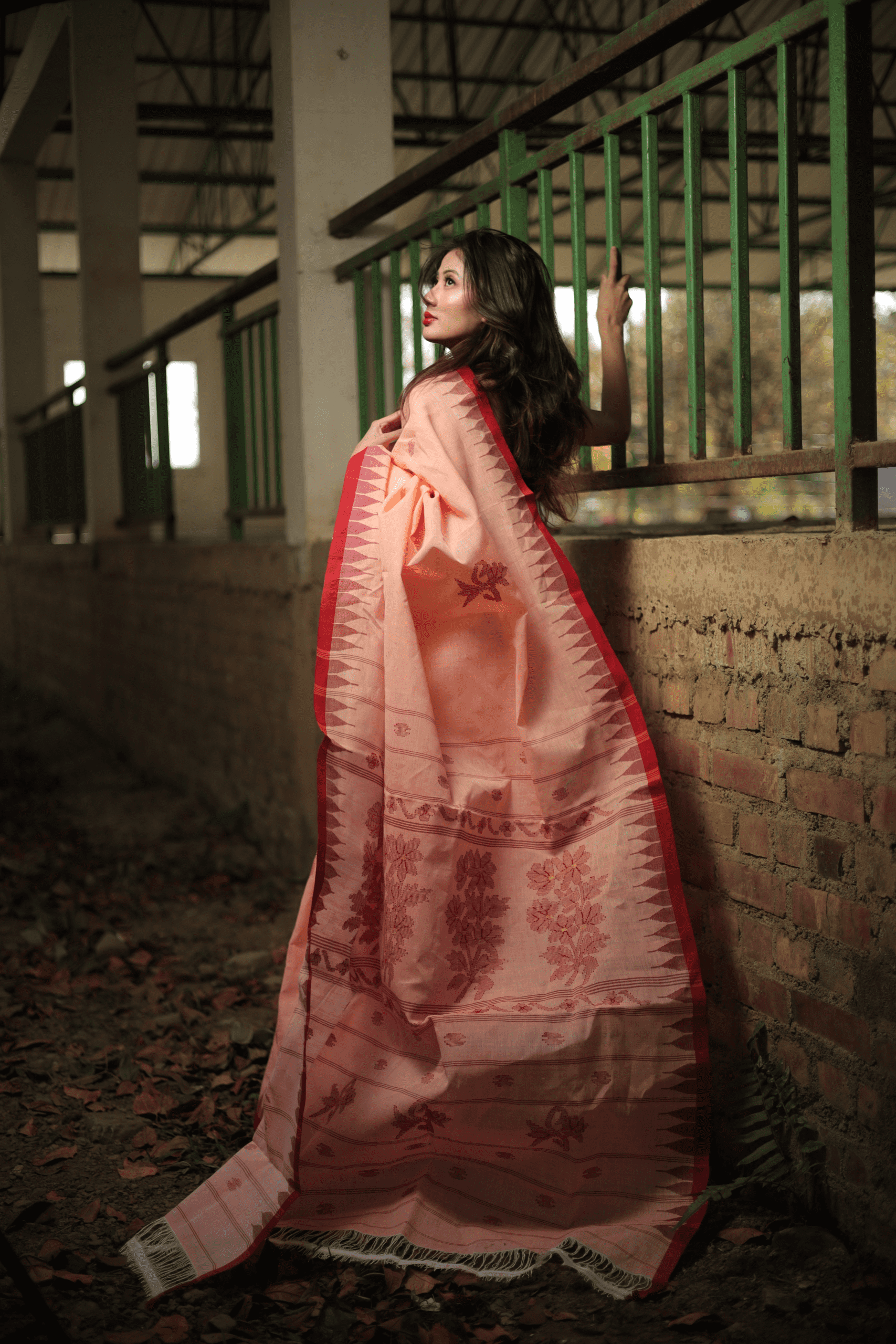 Classic Apricot Peach Pure Cotton Saree with Rich Rust Red Border - Image 3