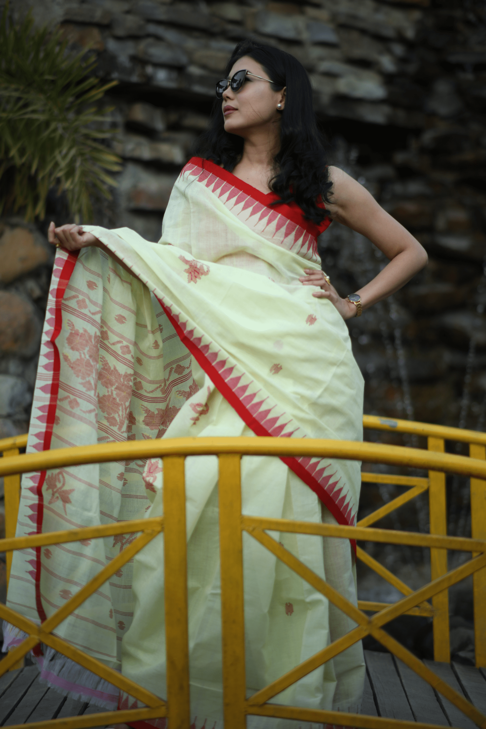 Lime Yellow Pure Cotton Wangkhei Saree with Vibrant Red Border - Image 3