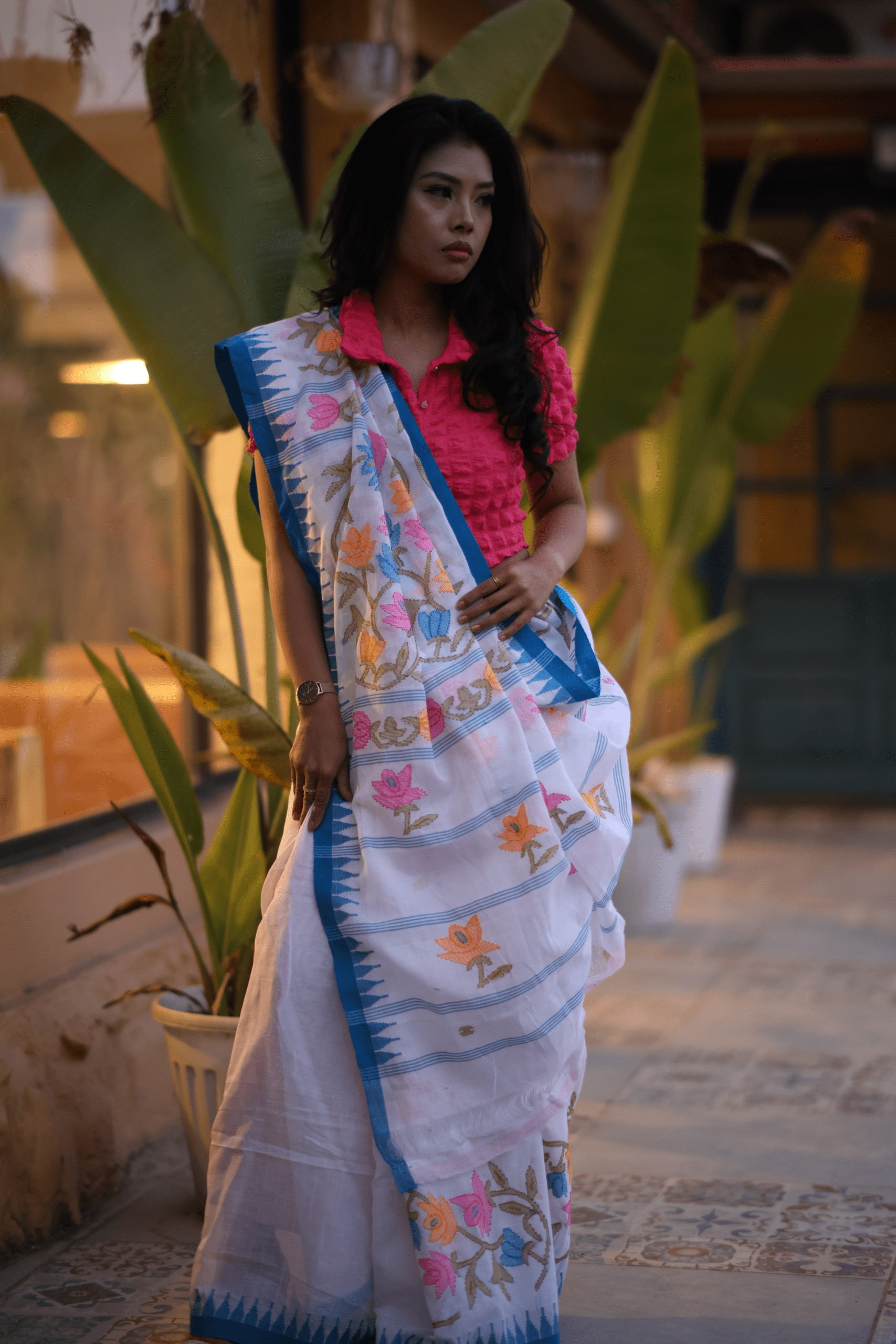 Graceful White Wangkhei Saree in Pure Cotton with Blue Border - Image 4