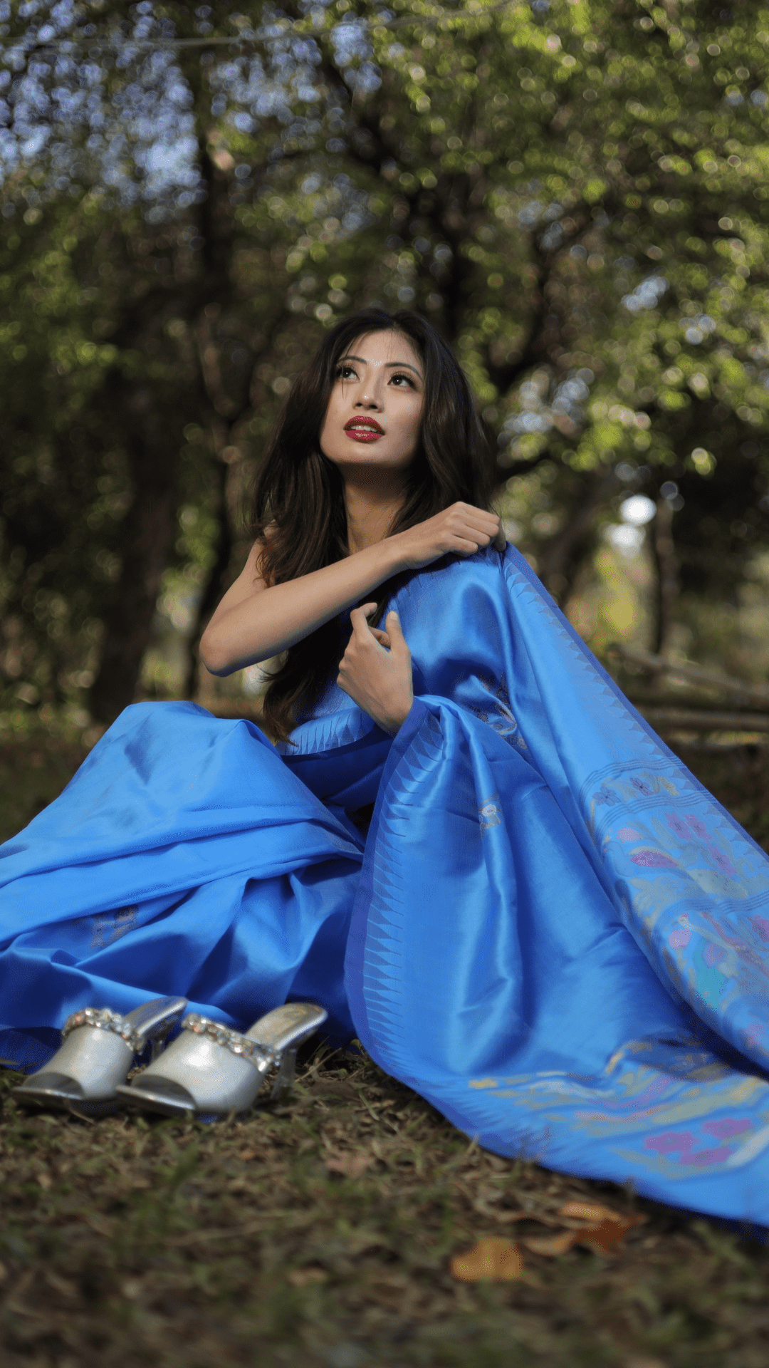Designer Royal Blue Mulberry Silk Moirangphee Saree with Dark Blue Border - Image 3